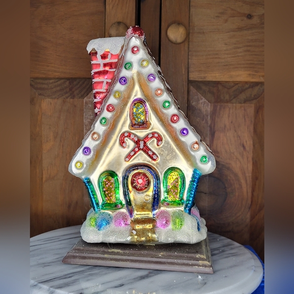 Other - Glass Gingerbread house
